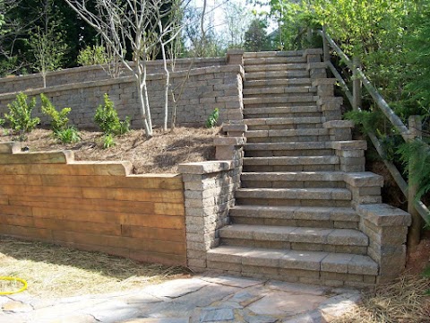 Jay's Lawn & Landscape Co project photo