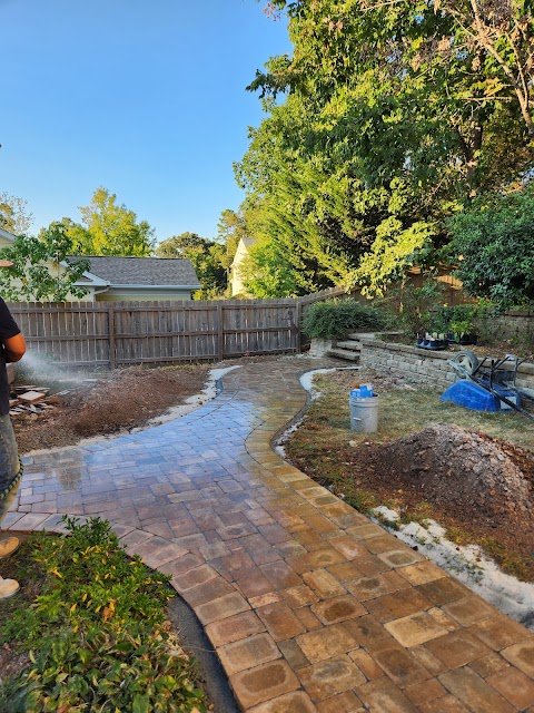 Alvarez Tree Service and landscaping llc project photo