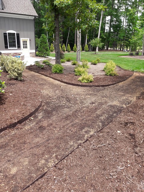 Lilies Landscaping, LLC project photo